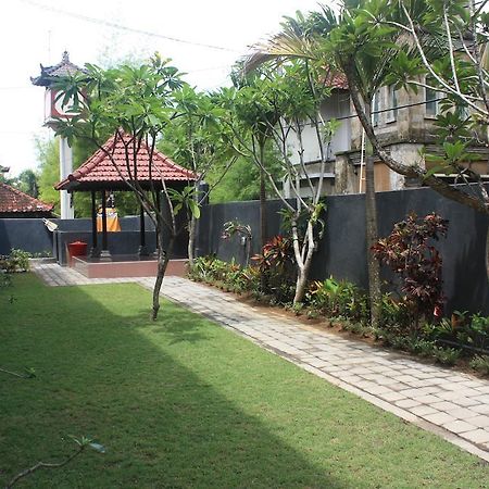 U House Seminyak Hotel Kerobokan Buitenkant foto