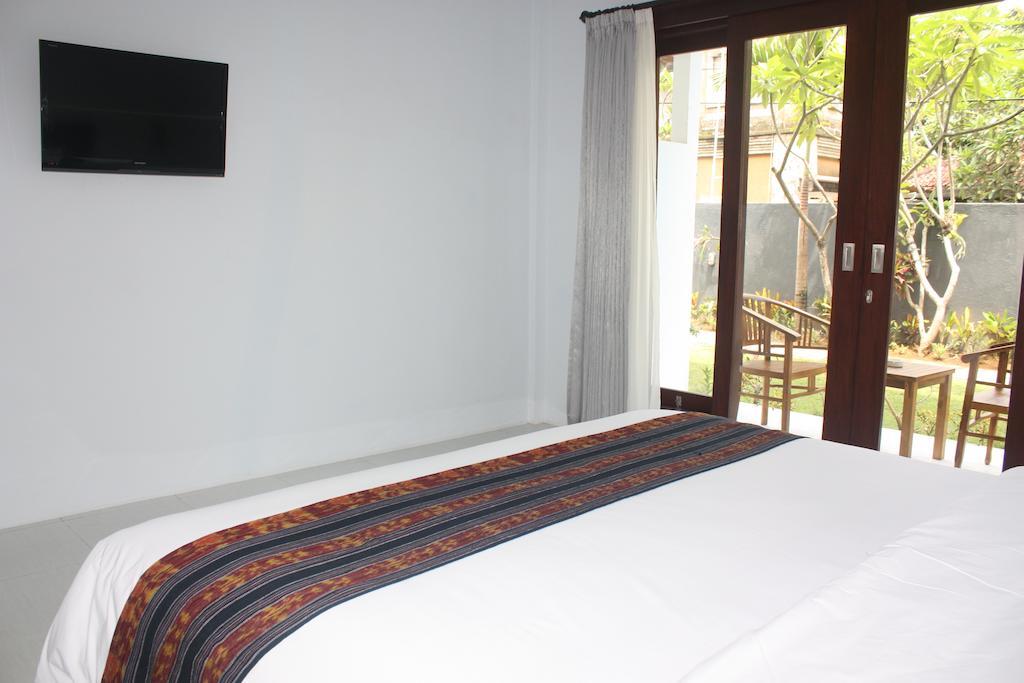 U House Seminyak Hotel Kerobokan Kamer foto