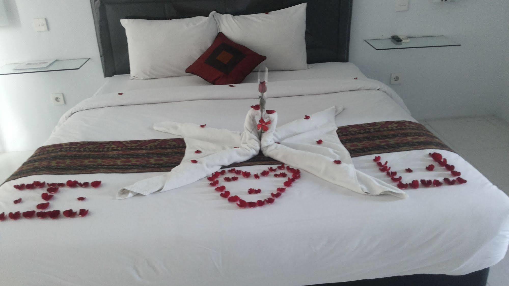 U House Seminyak Hotel Kerobokan Buitenkant foto