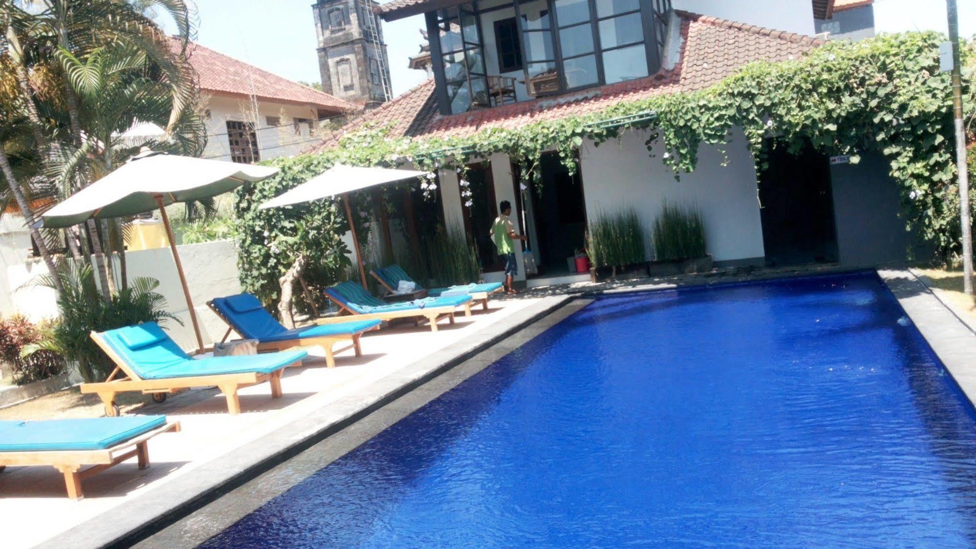 U House Seminyak Hotel Kerobokan Buitenkant foto
