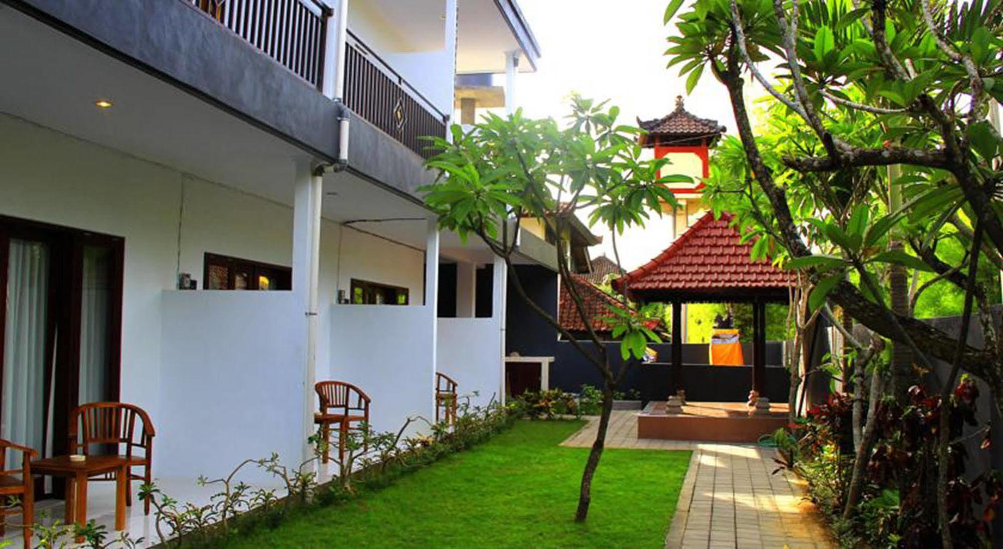 U House Seminyak Hotel Kerobokan Buitenkant foto